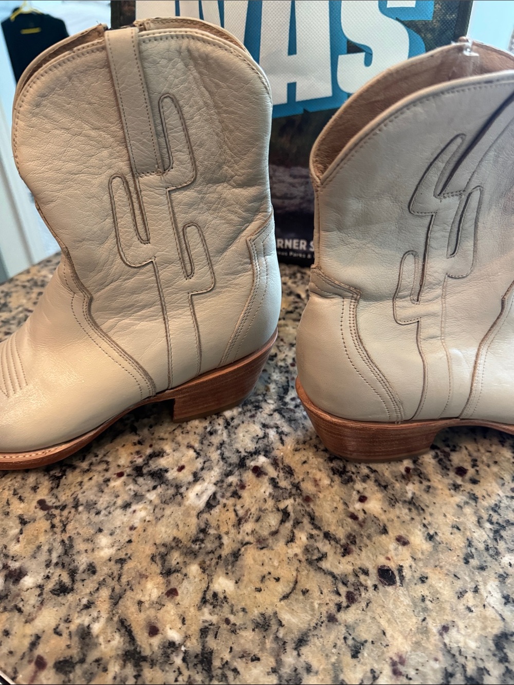 Lucchese Cream Cactus Side Zip Western Leather Ankle Boots - Picture 6 of 7